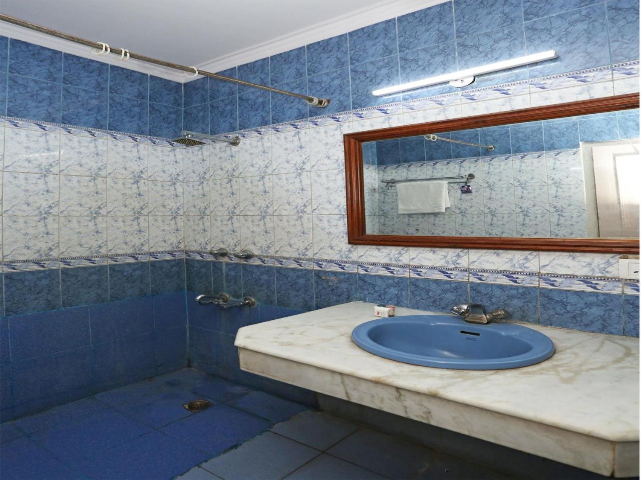 Oyo 472 Hotel Sareen Нью-Делі Екстер'єр фото