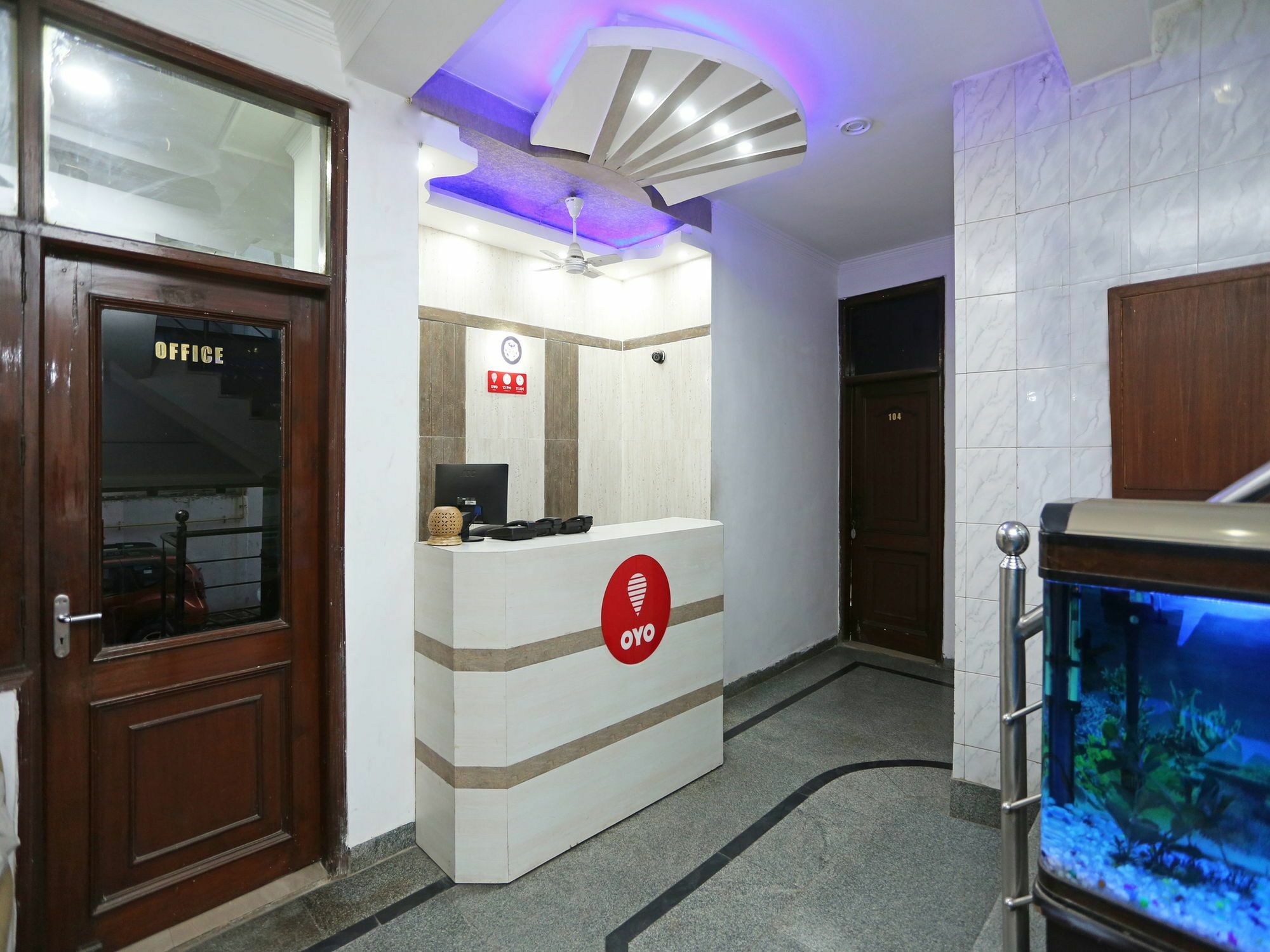 Oyo 472 Hotel Sareen Нью-Делі Екстер'єр фото