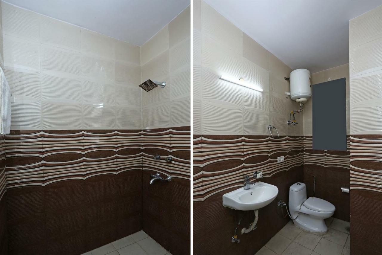 Oyo 472 Hotel Sareen Нью-Делі Екстер'єр фото